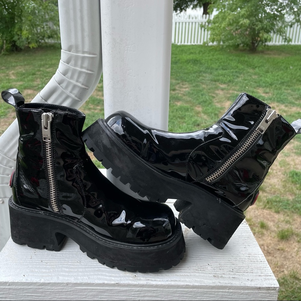 UNIF DADA BOOTS